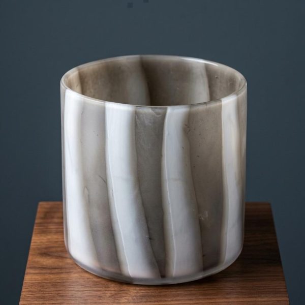 BROWN WHITE VASE